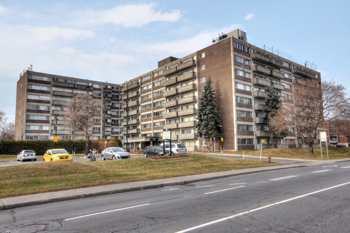 La Maison du Sommet Apartments for Rent 4020 Boulevard SaintJean