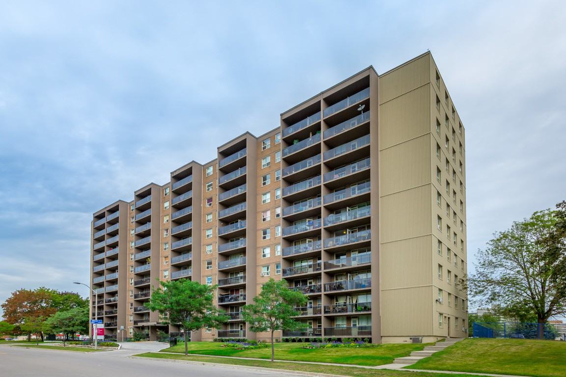 Dixie Square Apartments - 1750 Bloor St, Mississauga, ON L4X 1S9 ...