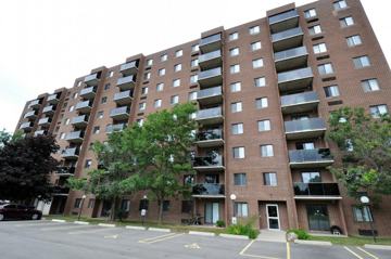 560 Queen St S Kitchener On N2g 0a1 2 Bedroom Apartment For Rent