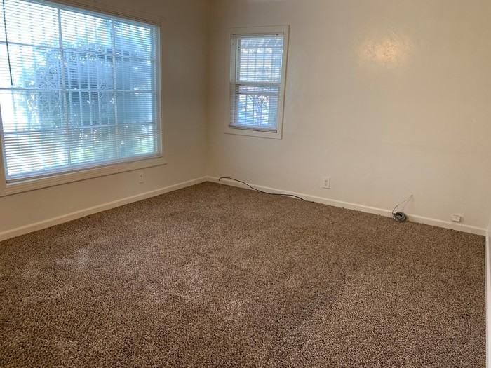 603 E K Rd - Photo 2 of 15