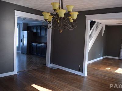 416 W Butternut St - Photo 2 of 4