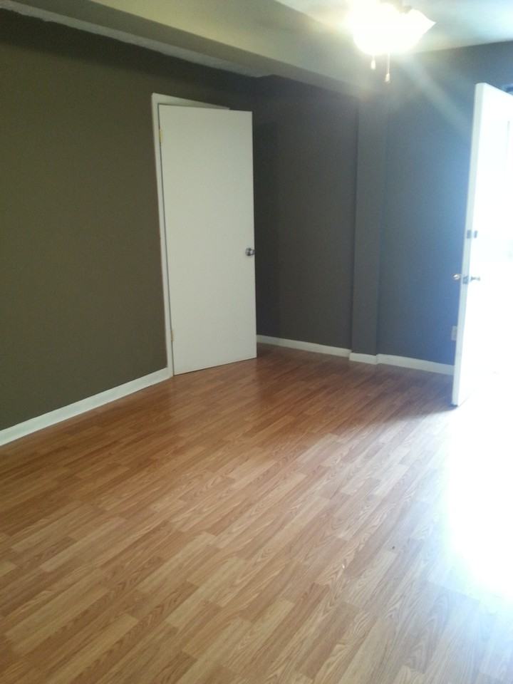 127 S 22nd St #3 - Photo 3 of 9