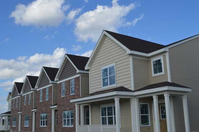 1050 Kilbery Ln - Photo 2 of 23