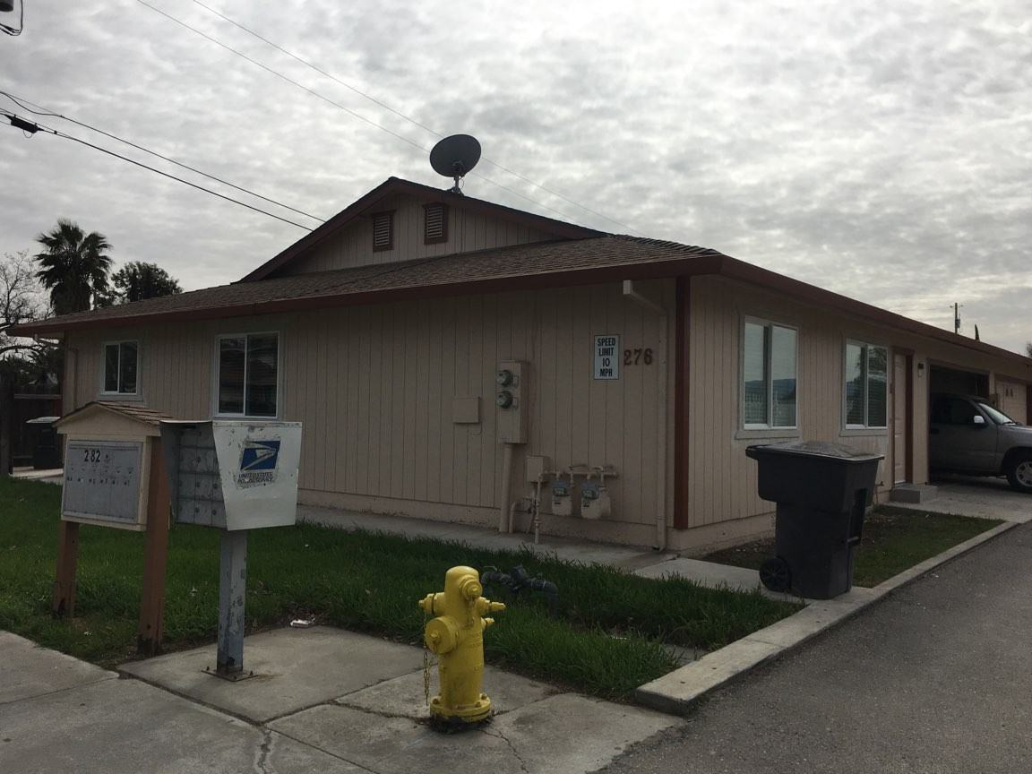 276 W Clover Rd - Photo 2 of 6