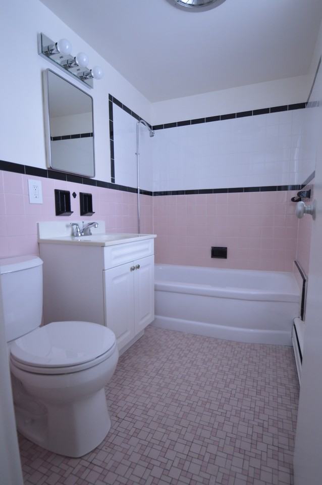 1077 East Ave - Photo 6 of 10