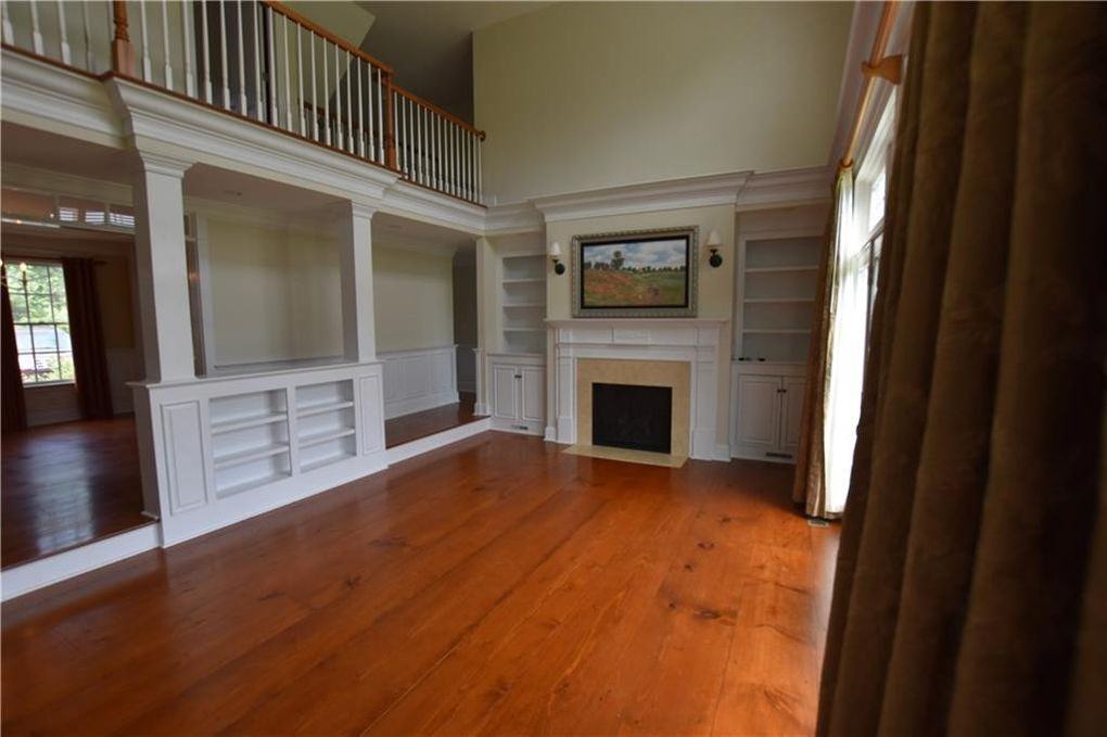 433 Purchase St - Photo 3 of 21