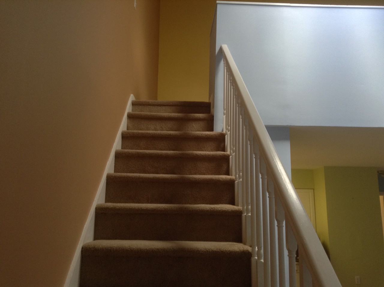 401 Cambridge Cir #A8 - Photo 6 of 7