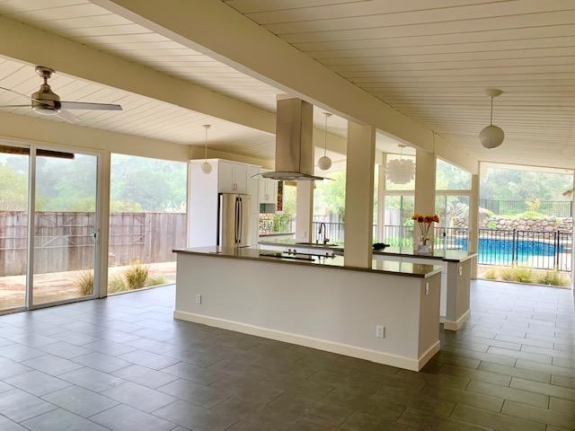 2205 Bunker Hill Dr - Photo 3 of 8