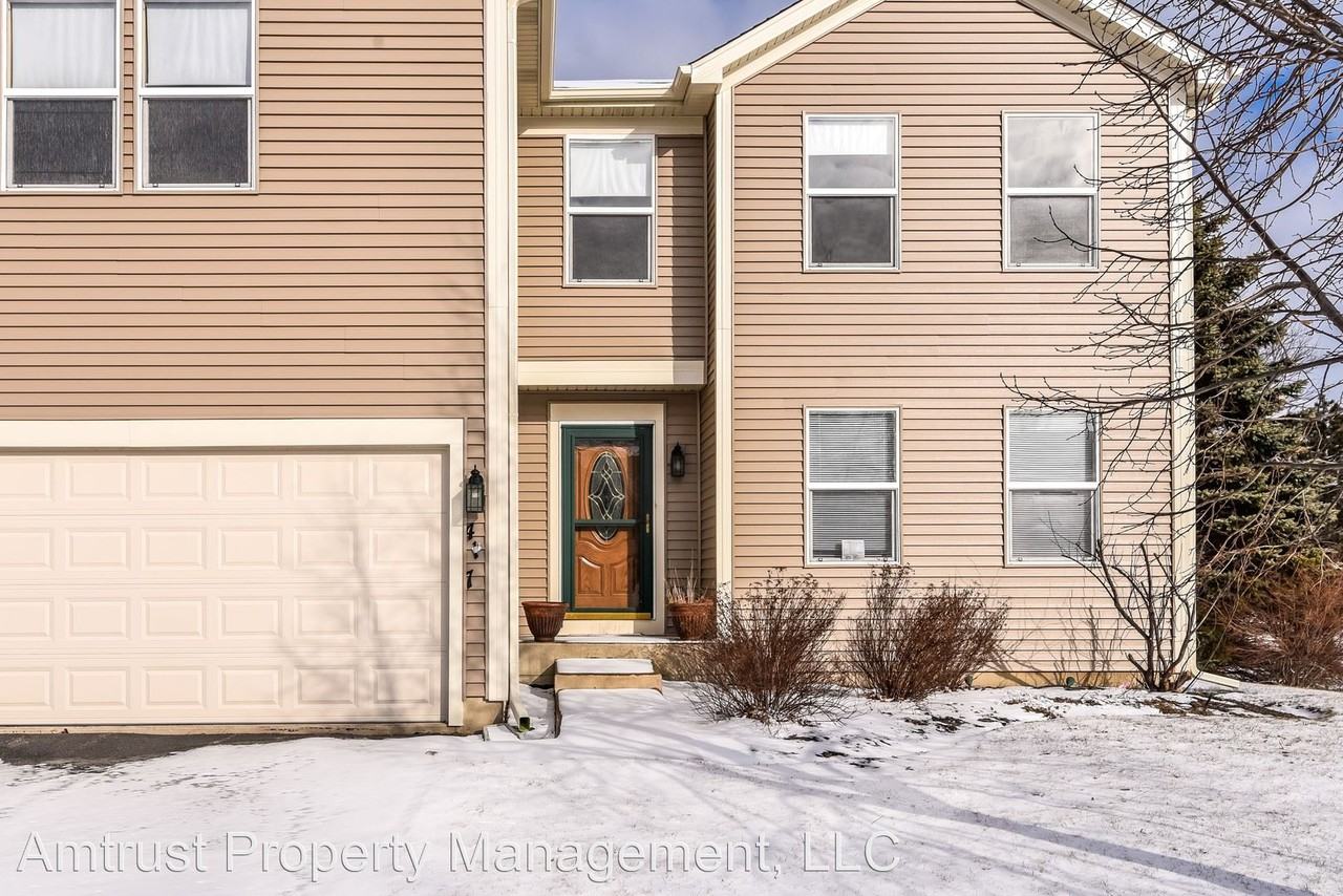 417 Hubbard Ln - Photo 3 of 42