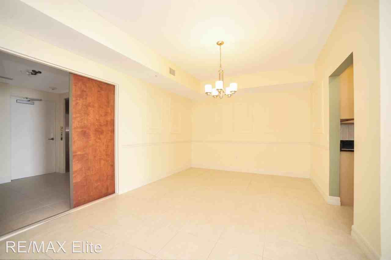 130 Warsteiner Way #702 - Photo 2 of 29