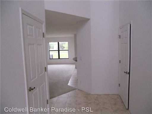 5038 NW Coventry Cir - Photo 2 of 6