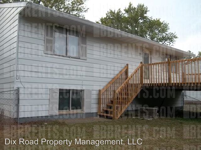 6052 Morningside Dr - Photo 2 of 10