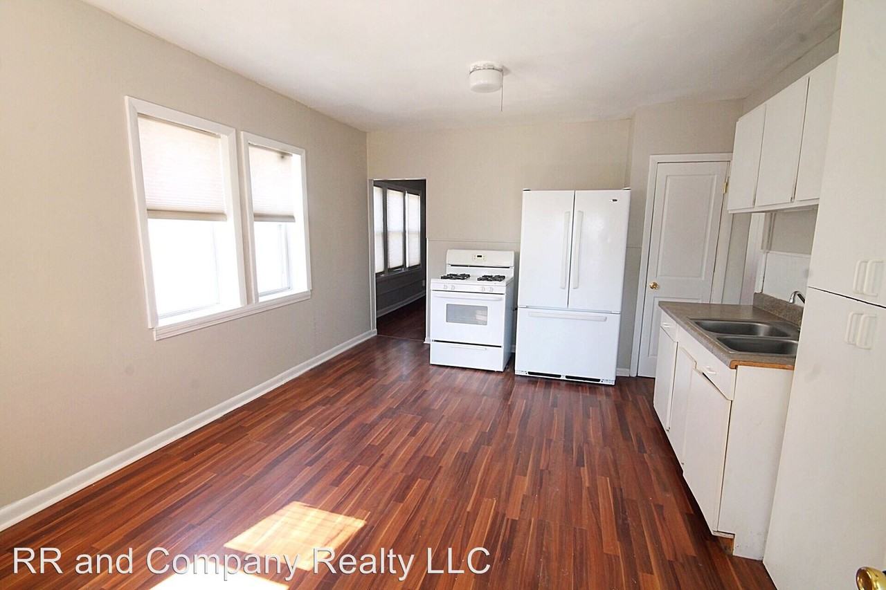 815 Carew St - Photo 3 of 8