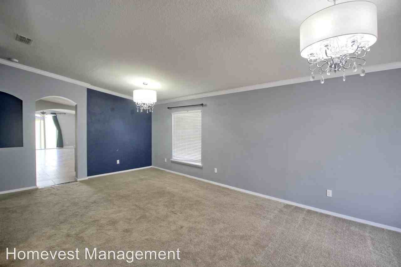 3004 Santa Maria Ave - Photo 3 of 20