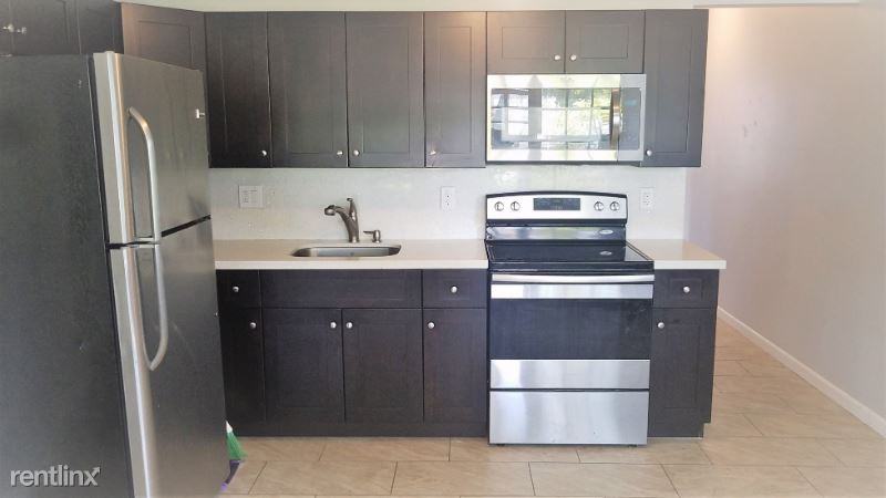 165 NW 40th St