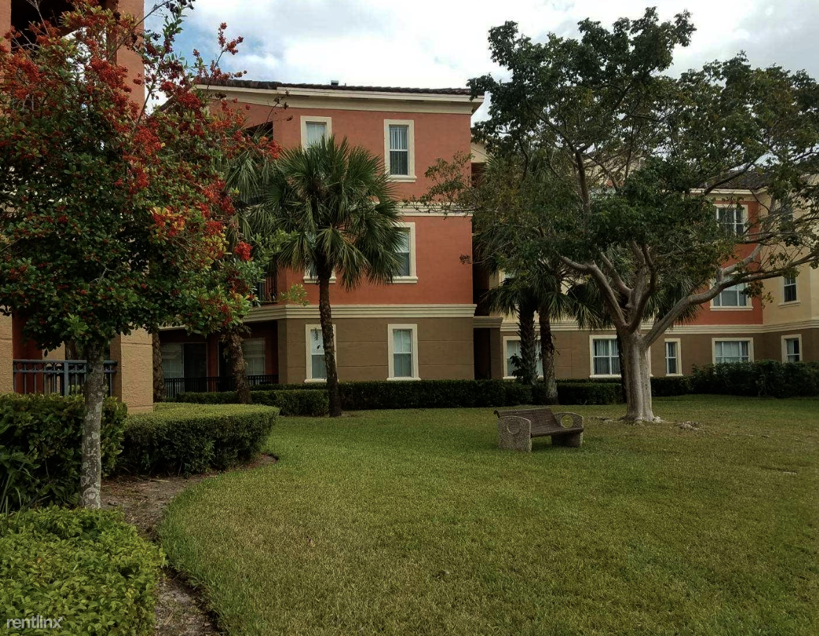 1930 SW 145th Ave - Photo 2 of 6