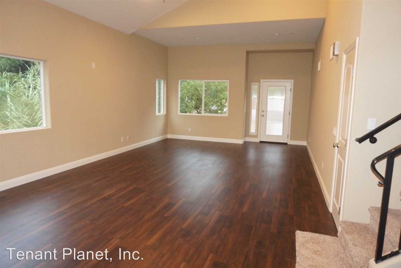 460 Rosalie Way - Photo 3 of 19