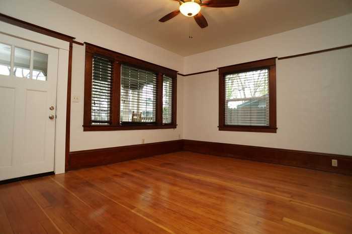 127 Clinton Ave - Photo 3 of 23