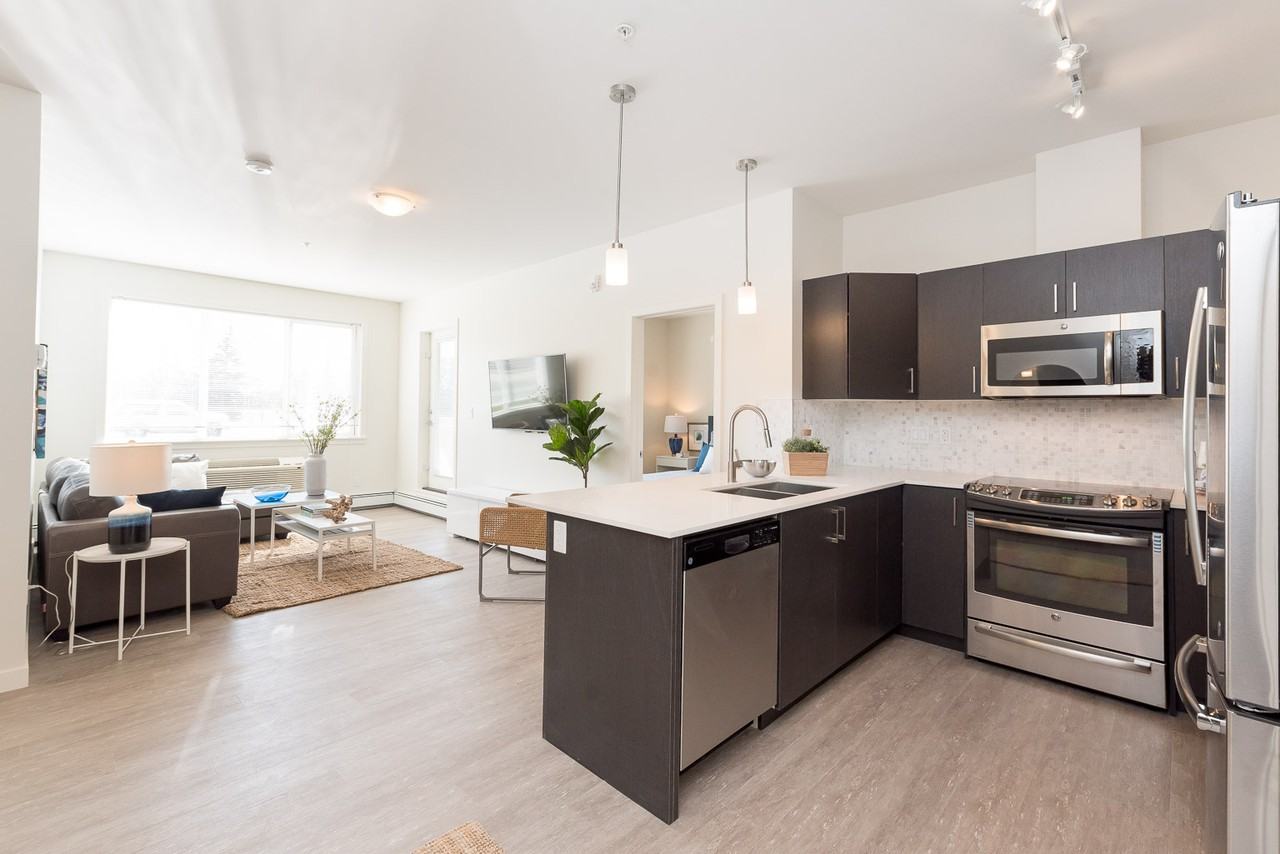 17814 97 Street Northwest - Photo 3 of 16