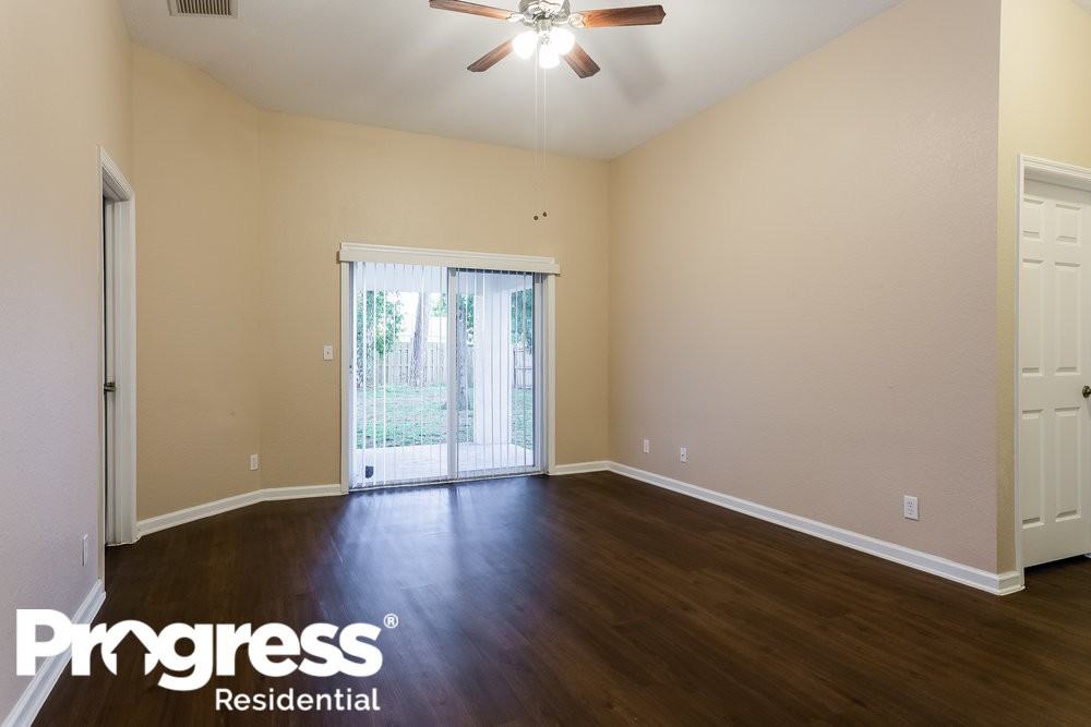 6822 3rd St - Photo 3 of 16