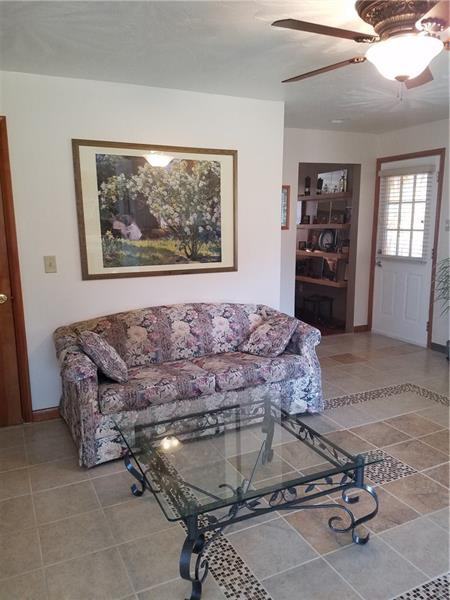 102 September Dr - Photo 3 of 18