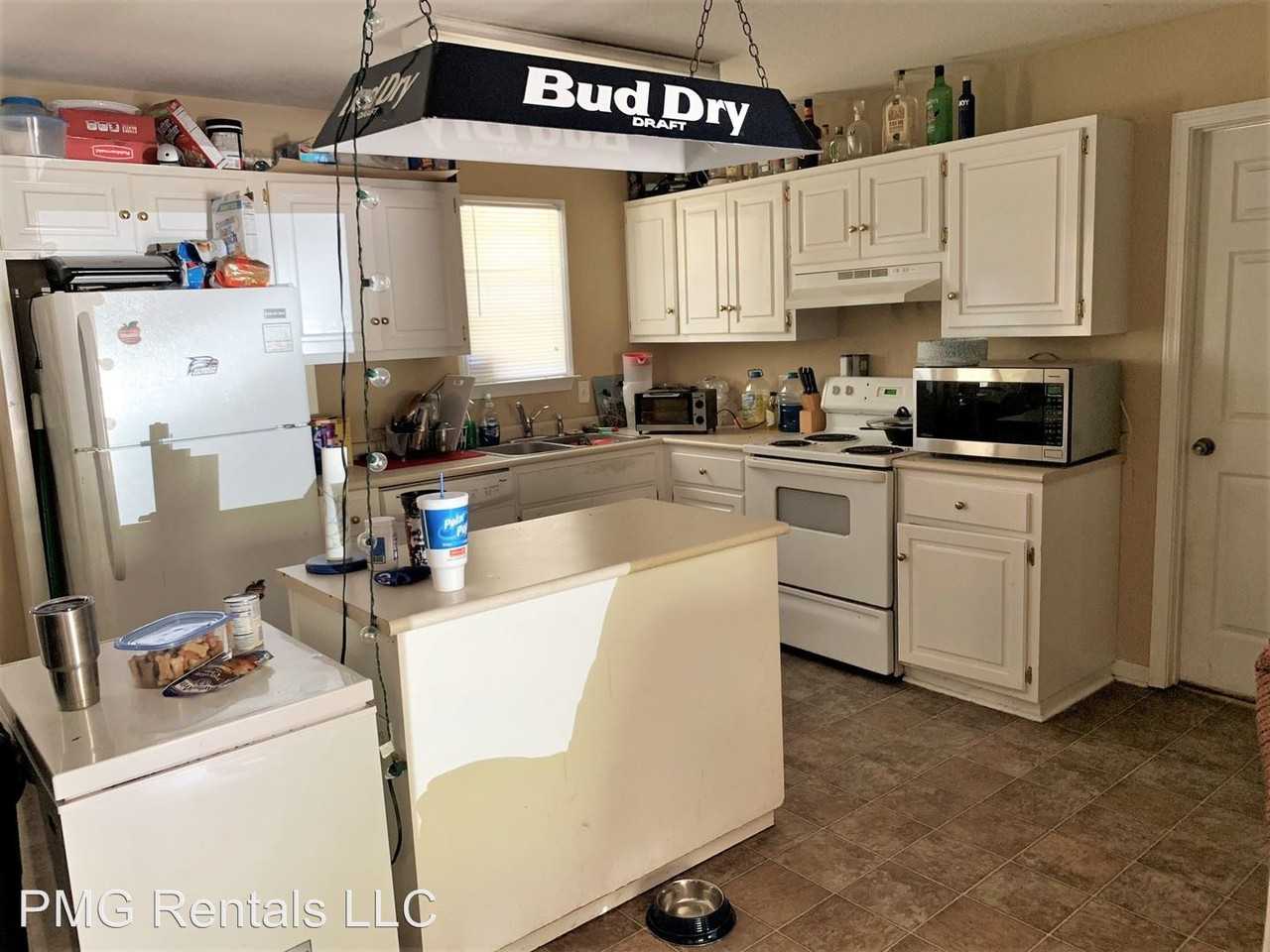 601 Choctaw Hunt - Photo 3 of 3