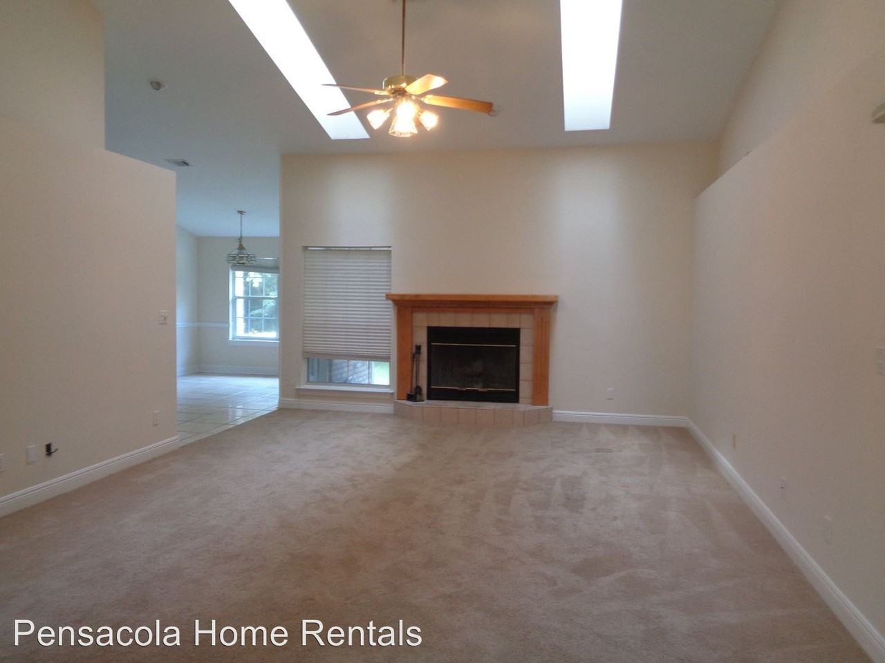 3021 Corsair Dr - Photo 3 of 11
