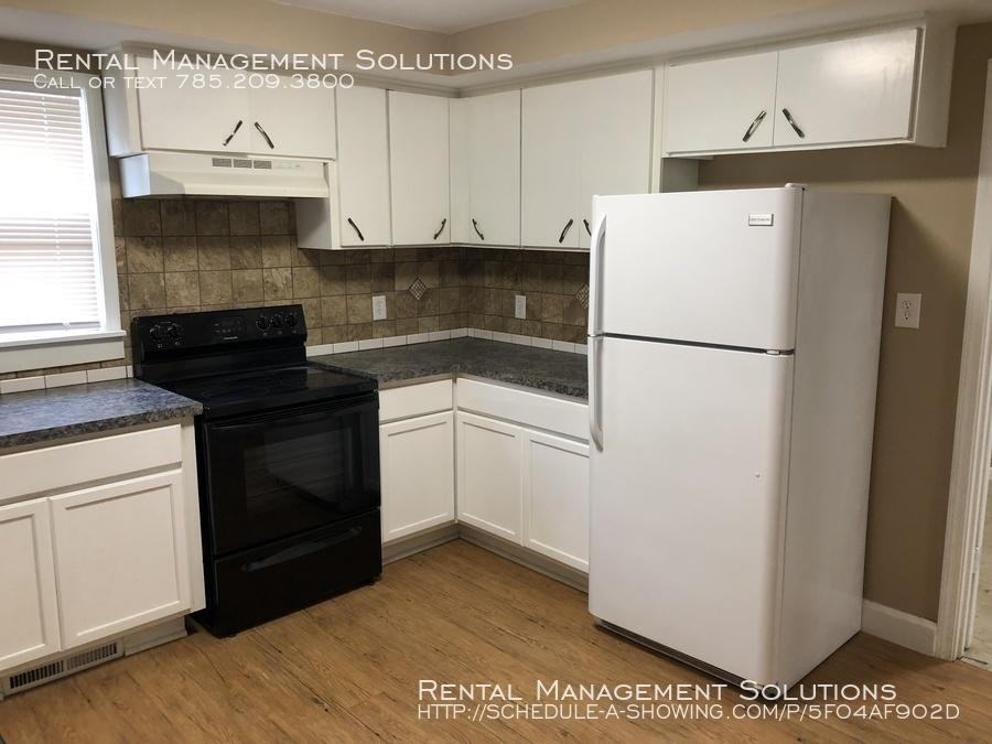 1134 SW Plass Ave - Photo 3 of 13