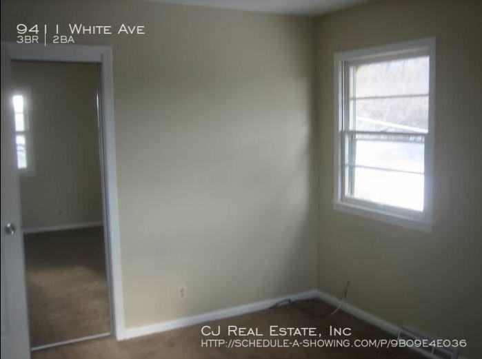 9411 White Ave - Photo 3 of 6