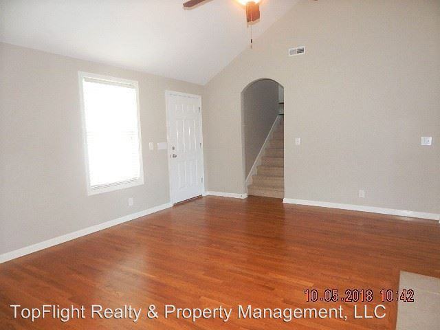 1387 Ambleside Dr - Photo 3 of 18