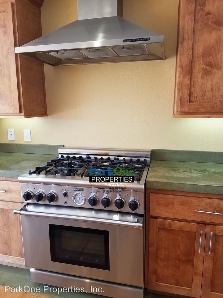 8 Dale Ct - Photo 2 of 15