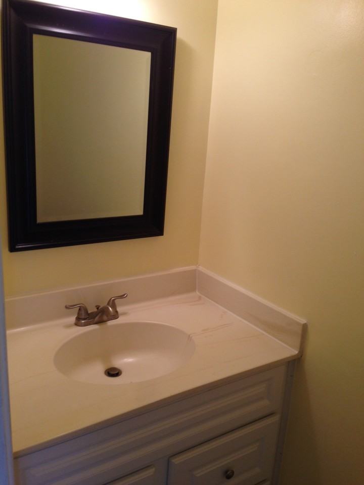 106 Shrewsbury Sq - Photo 7 of 13