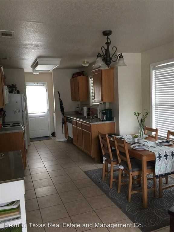 148 Sendero Dr - Photo 2 of 5