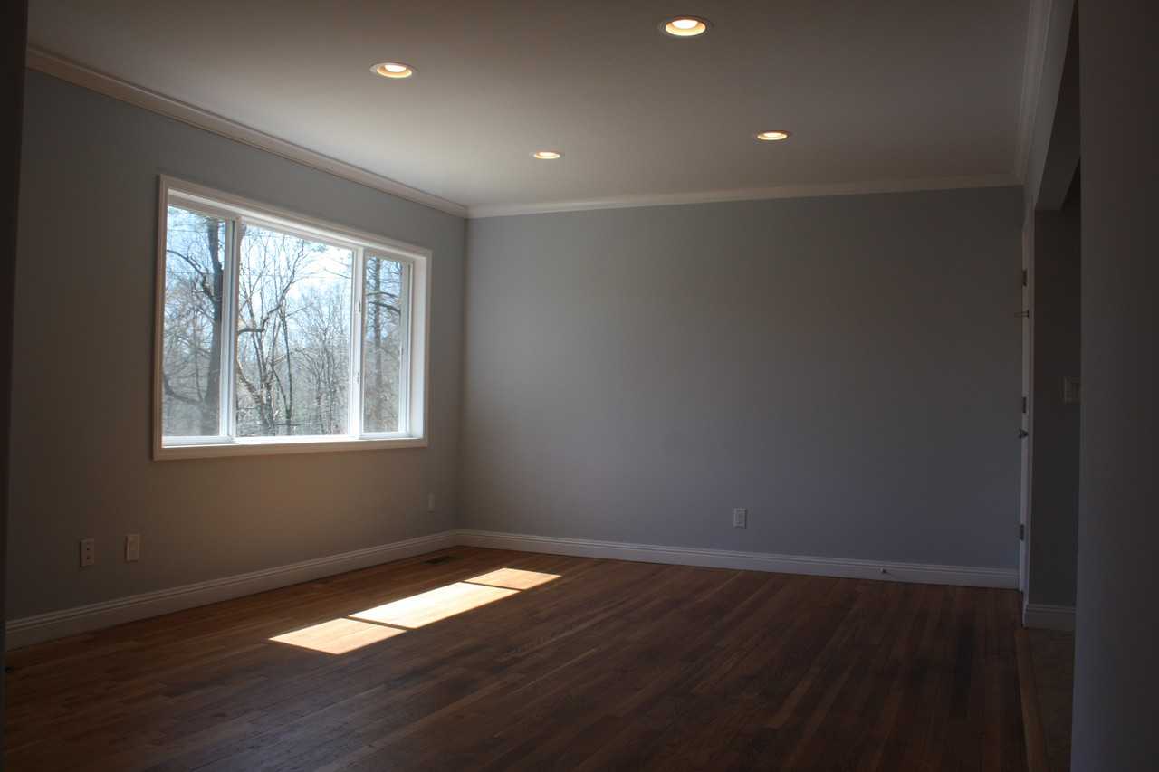6913 Martha Ave - Photo 2 of 13