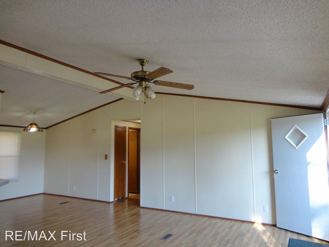 3030 Ellejoy Rd - Photo 3 of 14