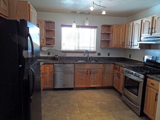 103 Meadow Cir. - Photo 2 of 24