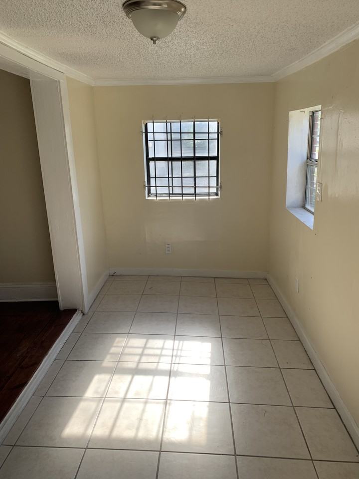 661 Ivy Street - Photo 2 of 19