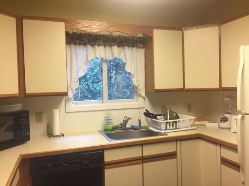 36 7 Oaks Dr - Photo 2 of 8