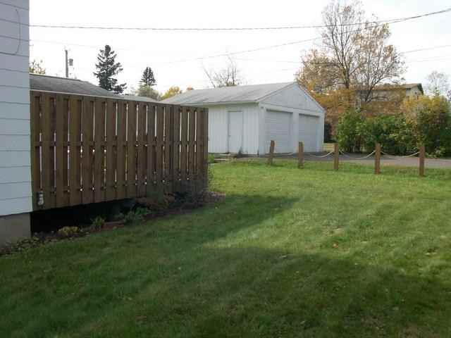 215 N Hugo Ave - Photo 2 of 6