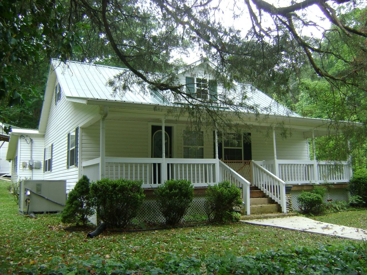 1406 Daugherty Ferry Rd - Photo 3 of 21