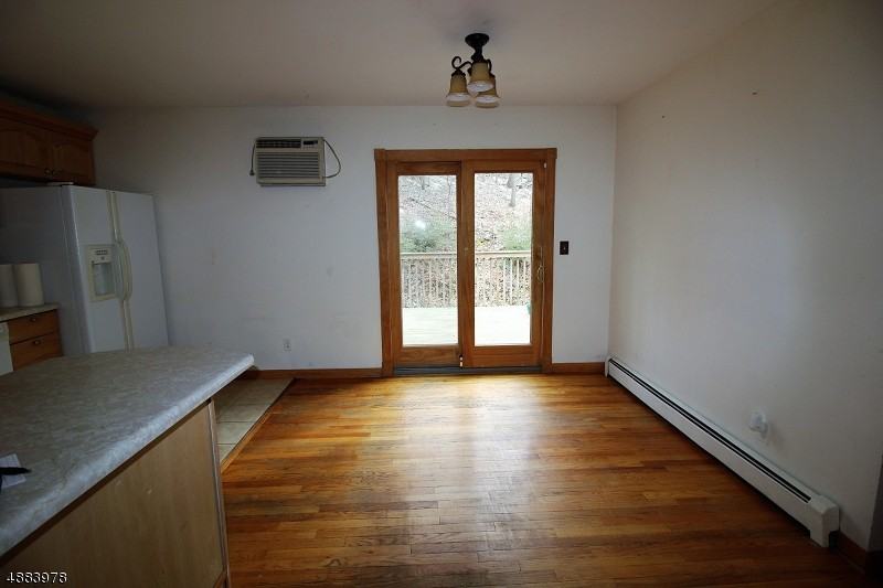 326 Skyline Lakes Dr - Photo 2 of 9