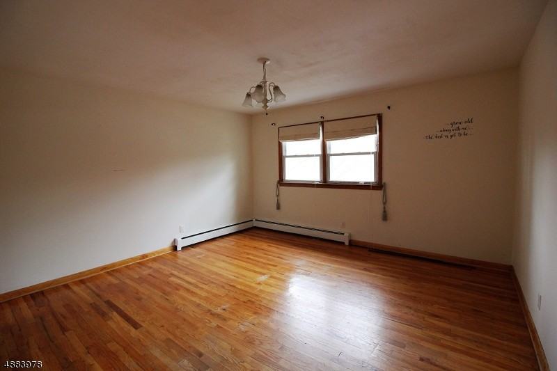 326 Skyline Lakes Dr - Photo 3 of 9