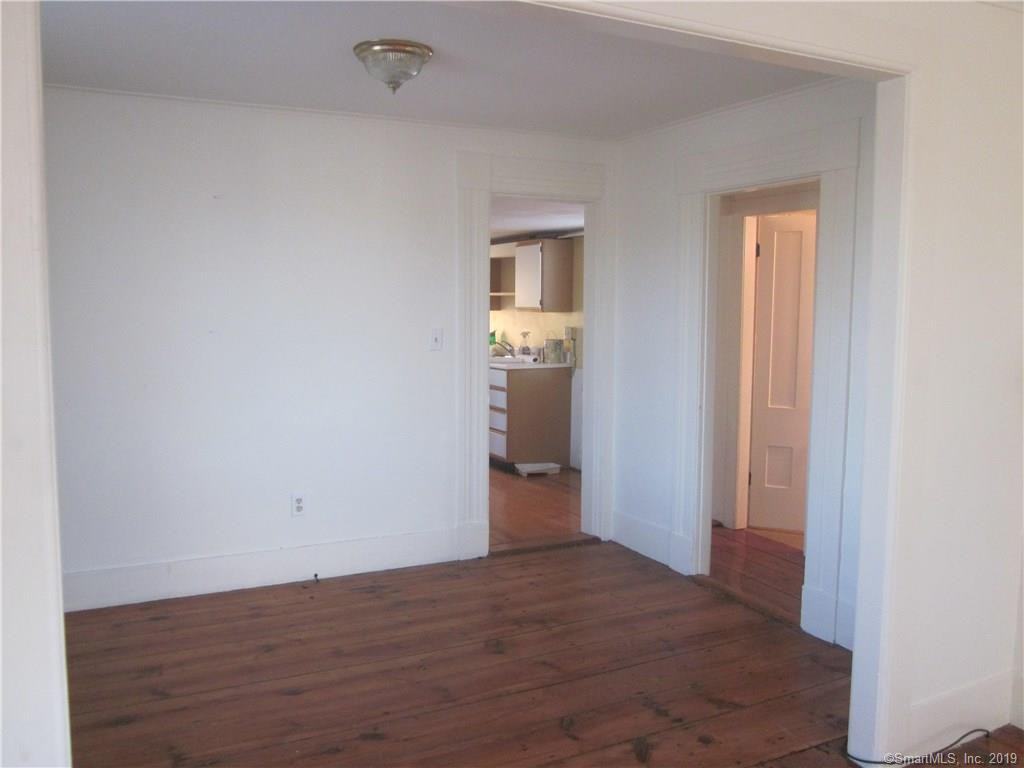 603 Main St - Photo 3 of 8