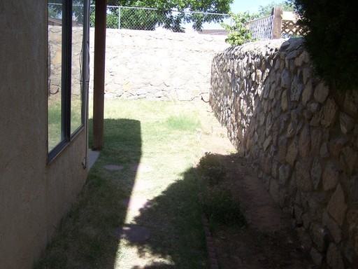 10728 Chert St - Photo 2 of 17