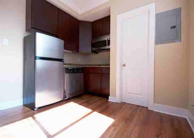 11 West Division Street #709