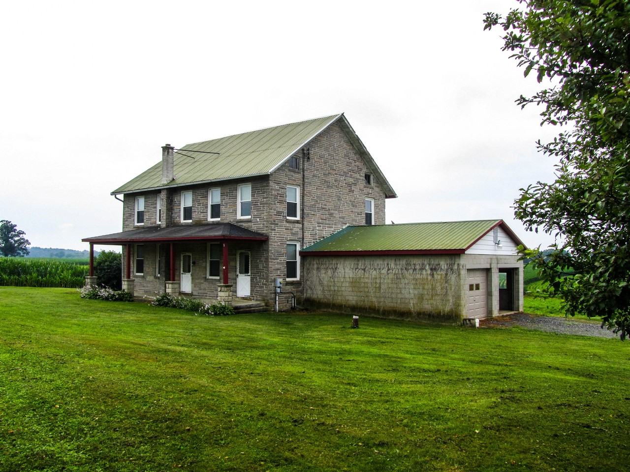 362 Highland Rd - Photo 2 of 25