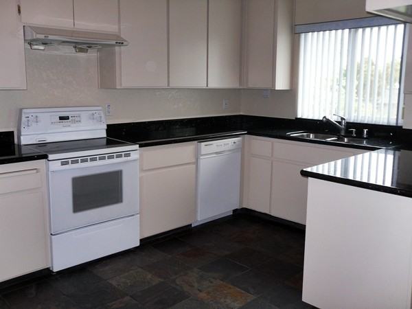 1219 Permata Ct - Photo 3 of 18