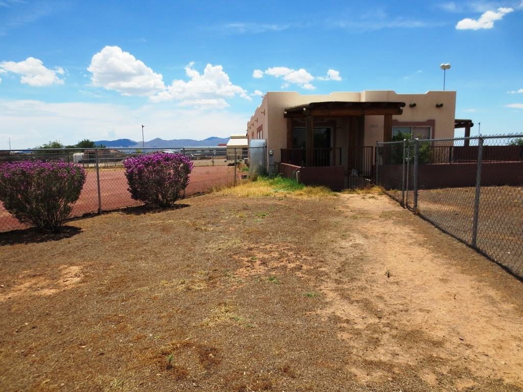 25233 W Gambit Trail - Photo 2 of 43