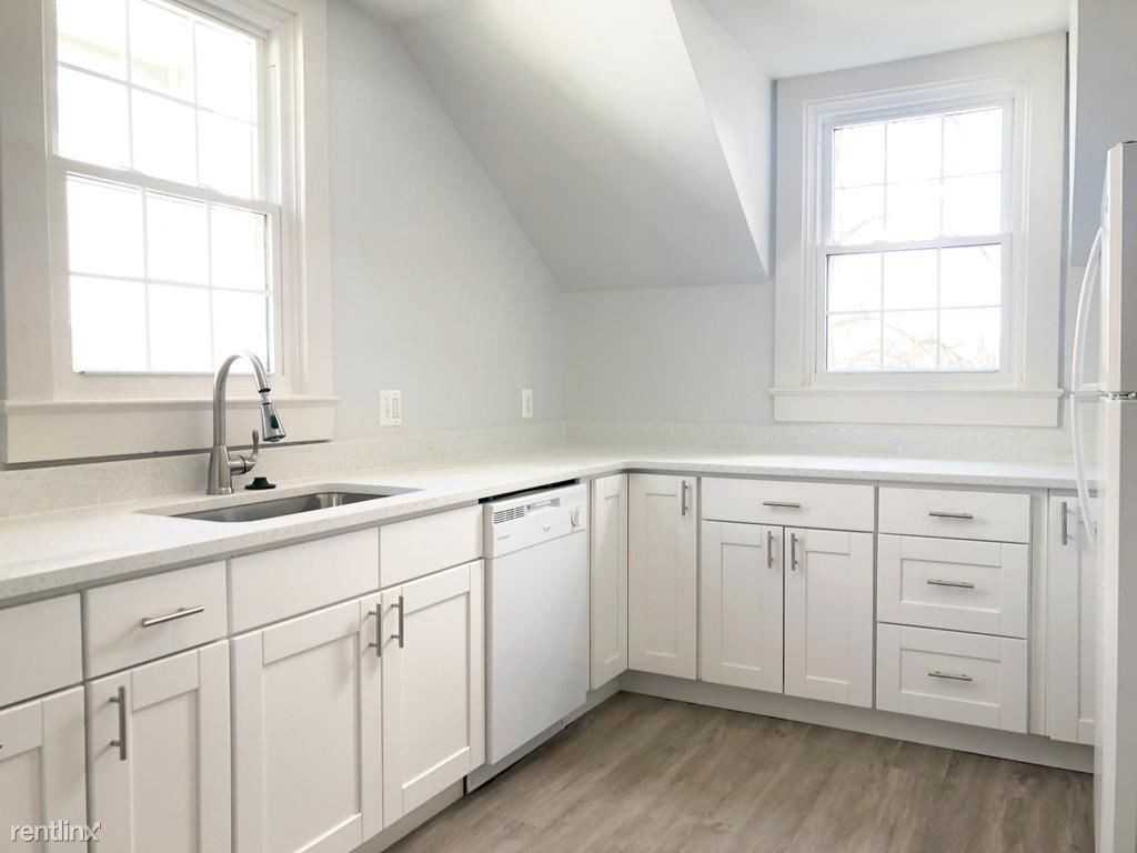 33 N Fenwick St - Photo 2 of 19