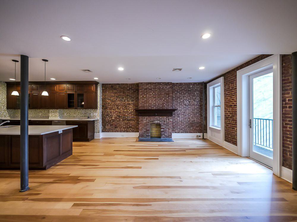 502 Hudson St - Photo 2 of 10